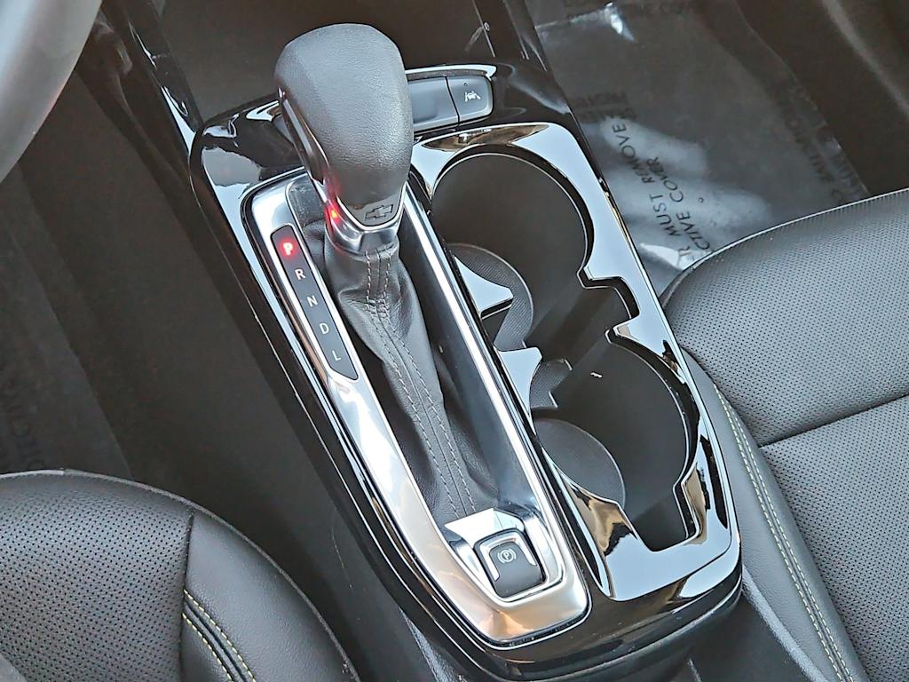 Thumbnail: 2025 Chevrolet Trax - 34