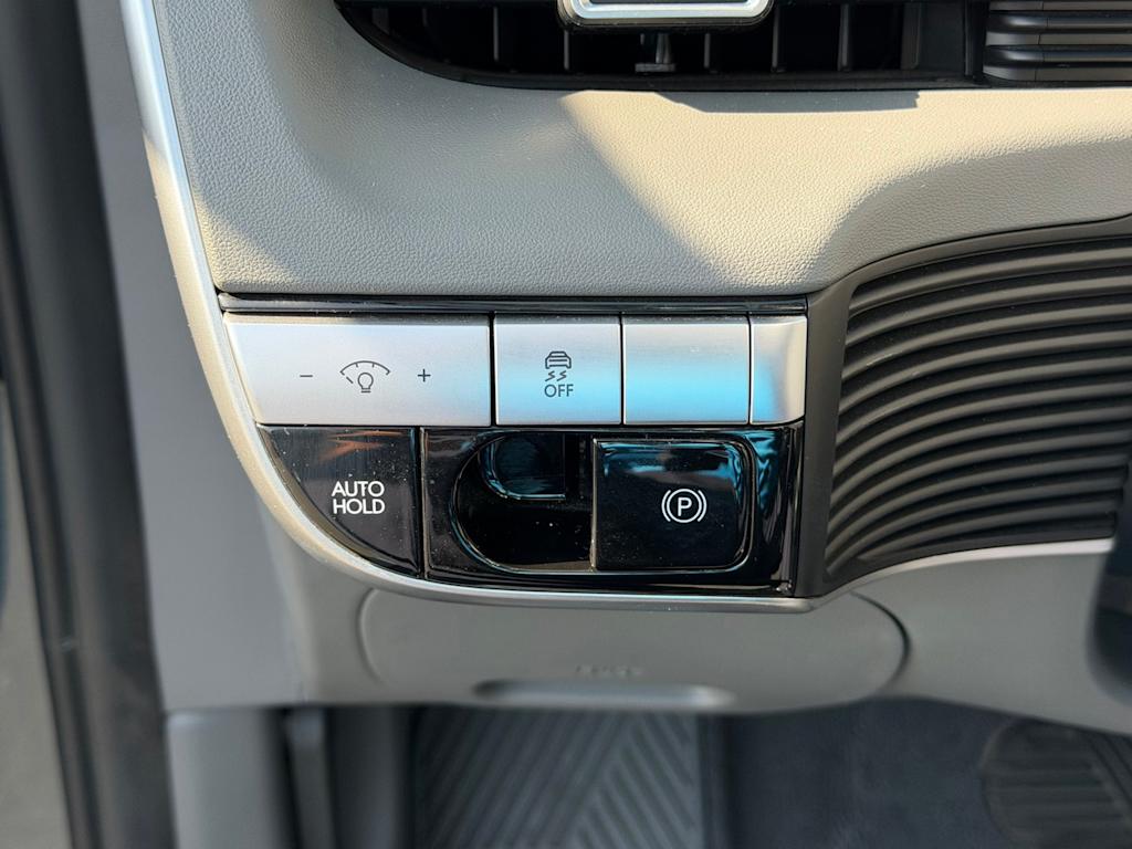 Thumbnail: 2024 Hyundai Ioniq 5 - 20