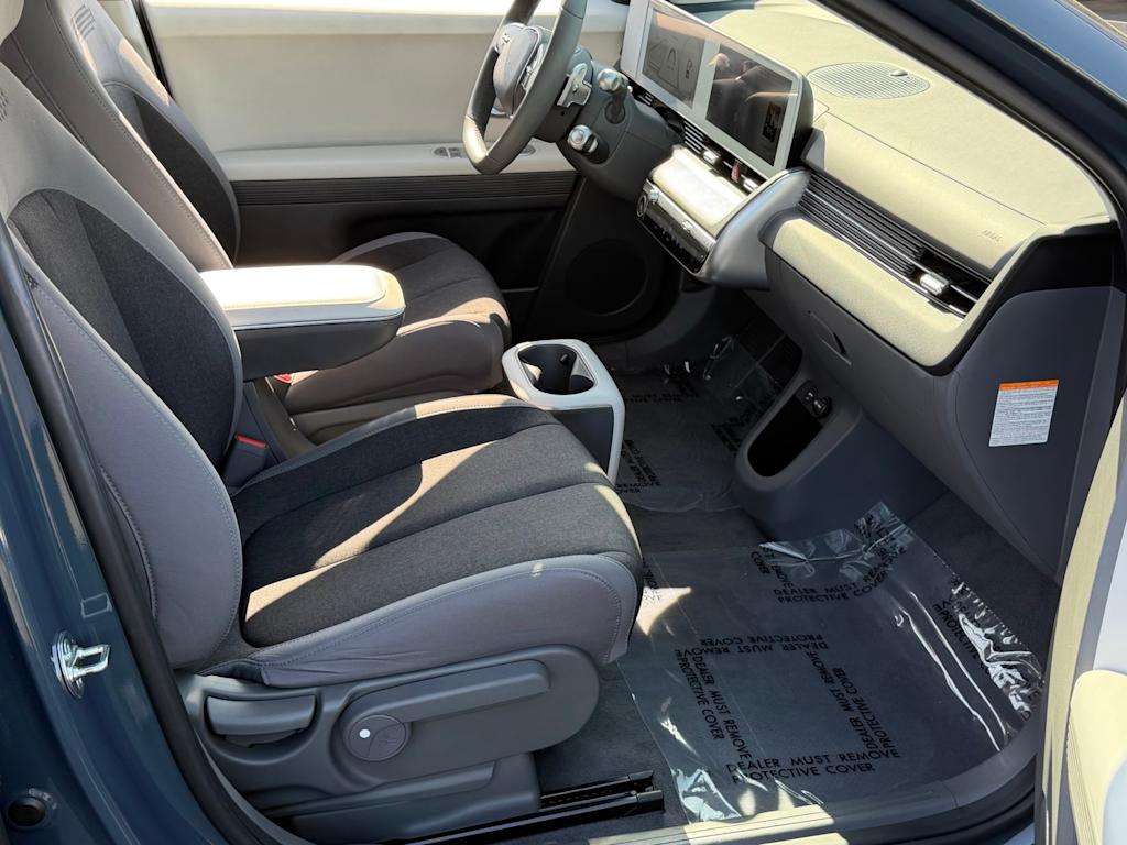 Thumbnail: 2024 Hyundai Ioniq 5 - 30