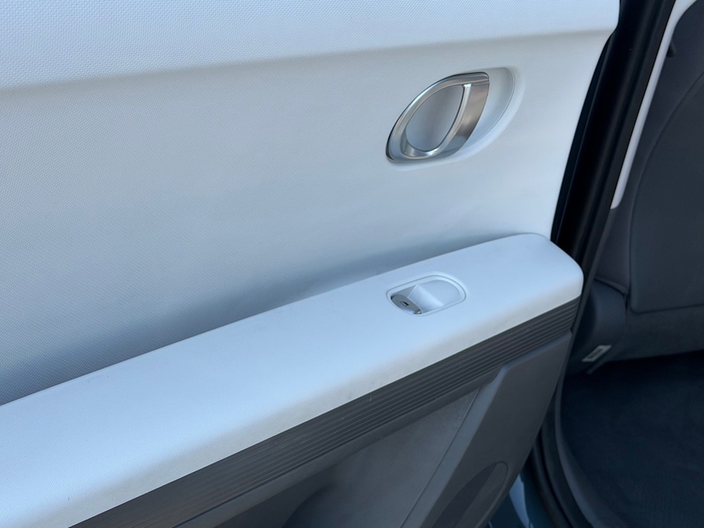Thumbnail: 2024 Hyundai Ioniq 5 - 27