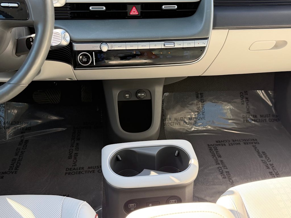 Thumbnail: 2023 Hyundai Ioniq 5 - 12