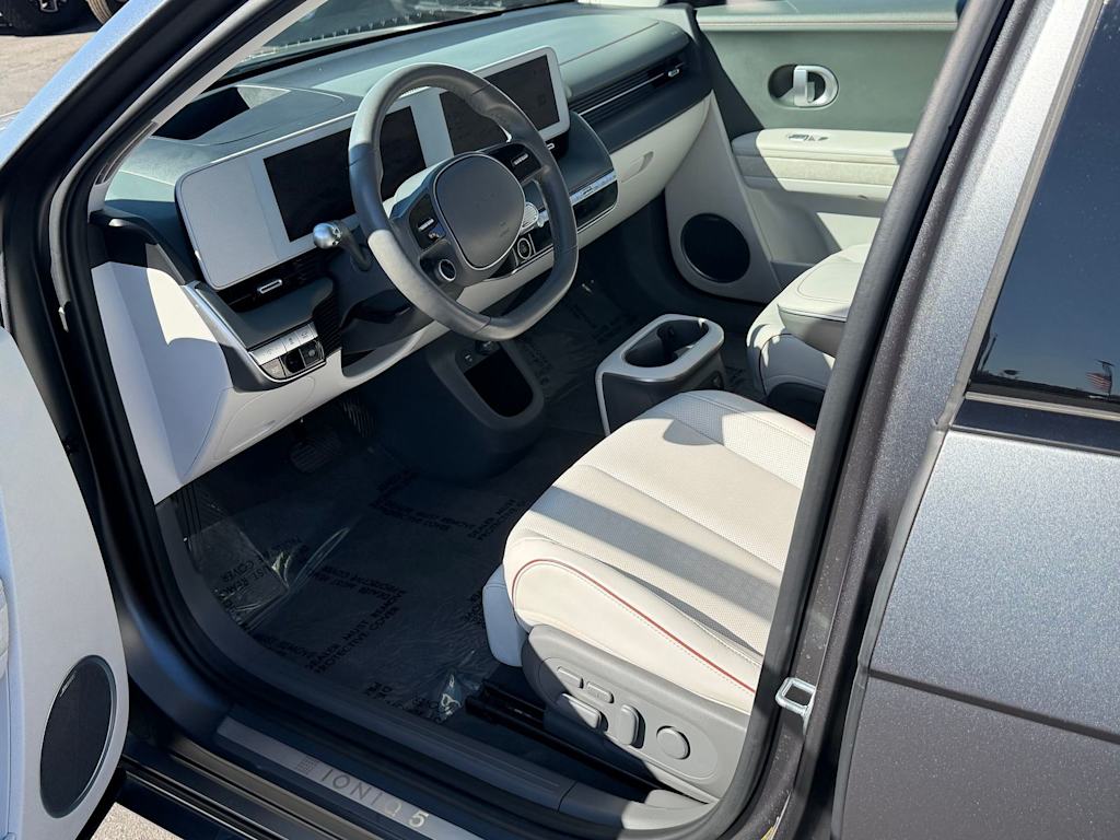 Thumbnail: 2023 Hyundai Ioniq 5 - 8