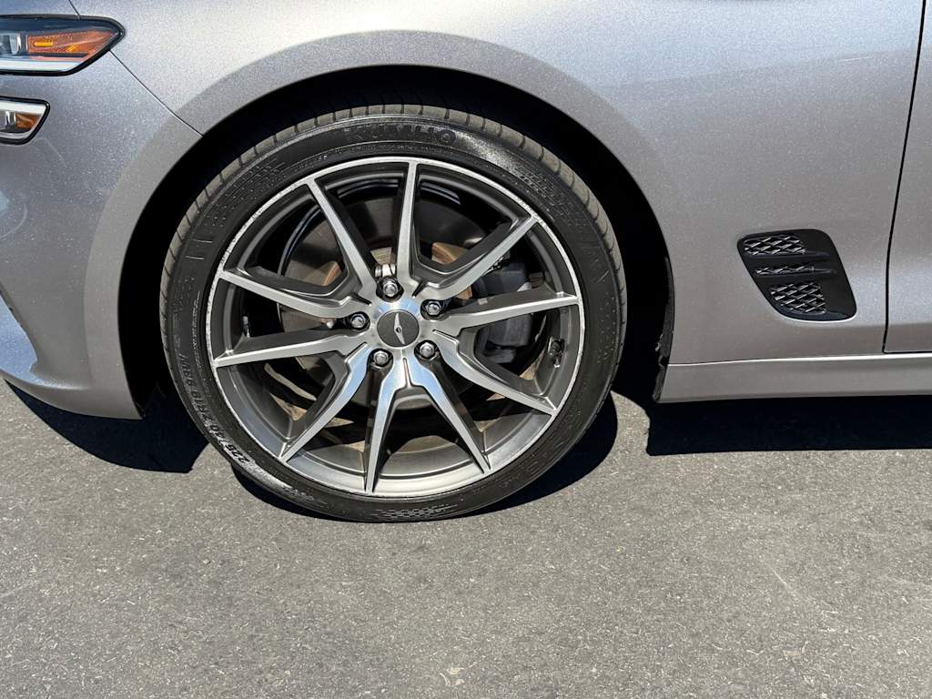Thumbnail: 2022 Genesis G70 - 8