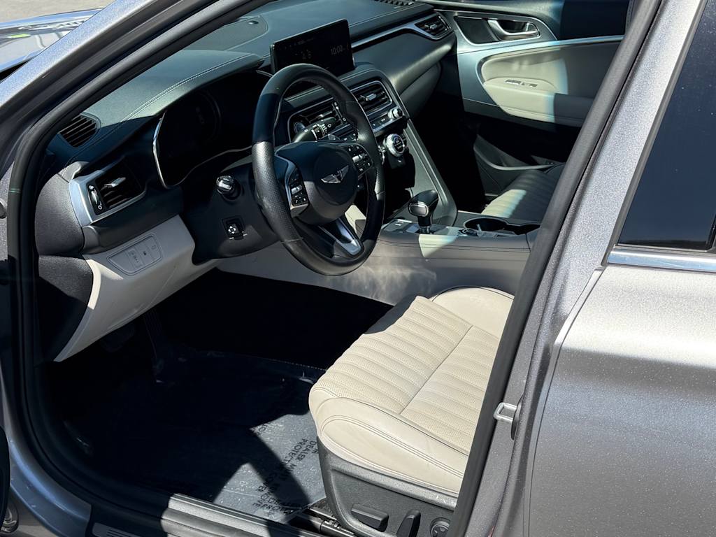 Thumbnail: 2022 Genesis G70 - 23