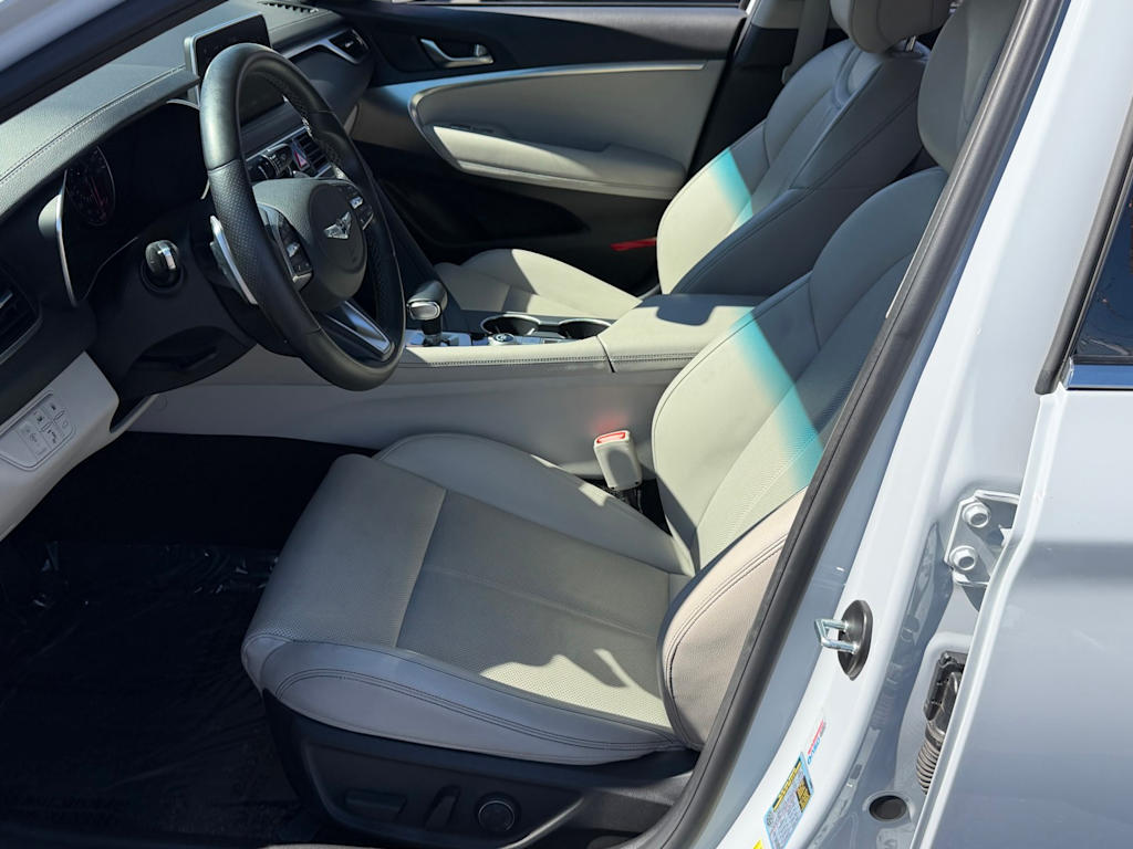 Thumbnail: 2021 Genesis G70 - 11