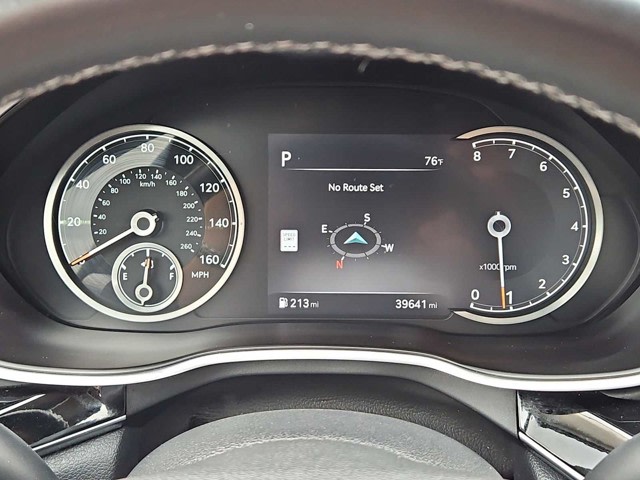Thumbnail: 2023 Genesis G80 - 17