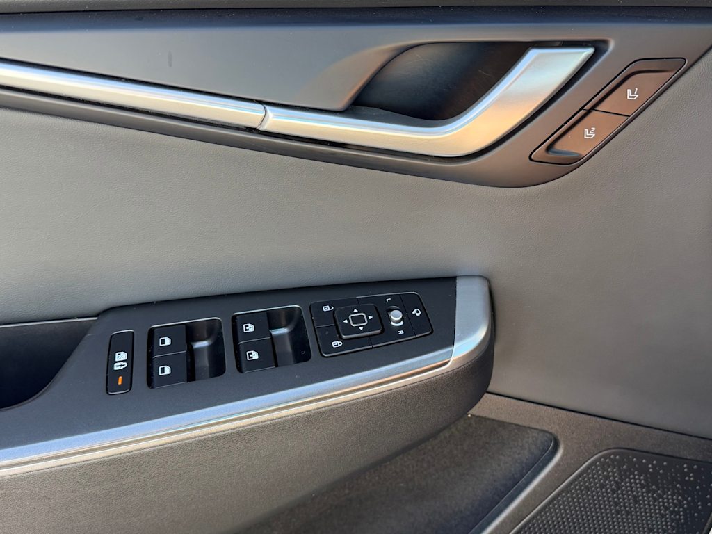 Thumbnail: 2024 Kia EV6 - 22