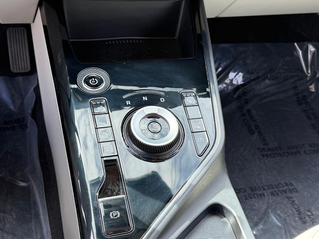 Thumbnail: 2023 Kia Niro - 14