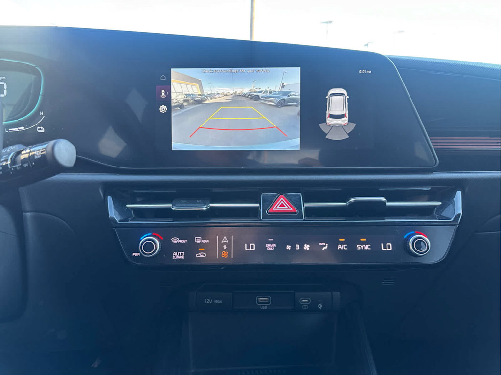 Thumbnail: 2025 Kia Niro - 14