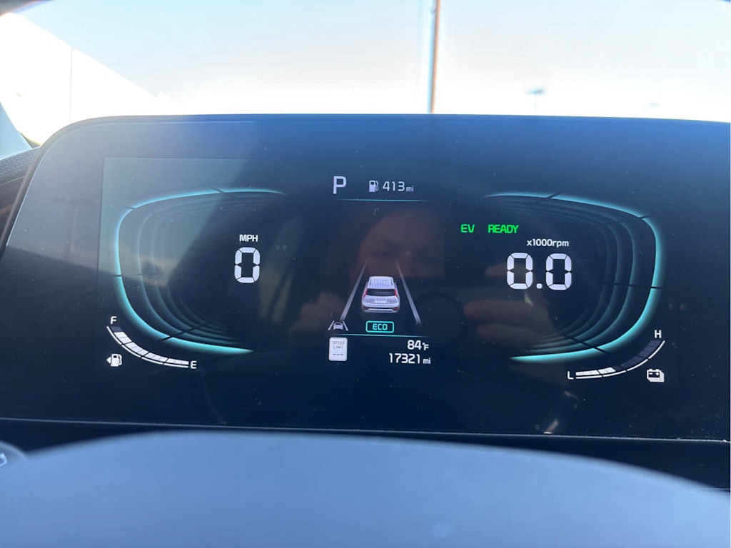 Thumbnail: 2025 Kia Niro - 10