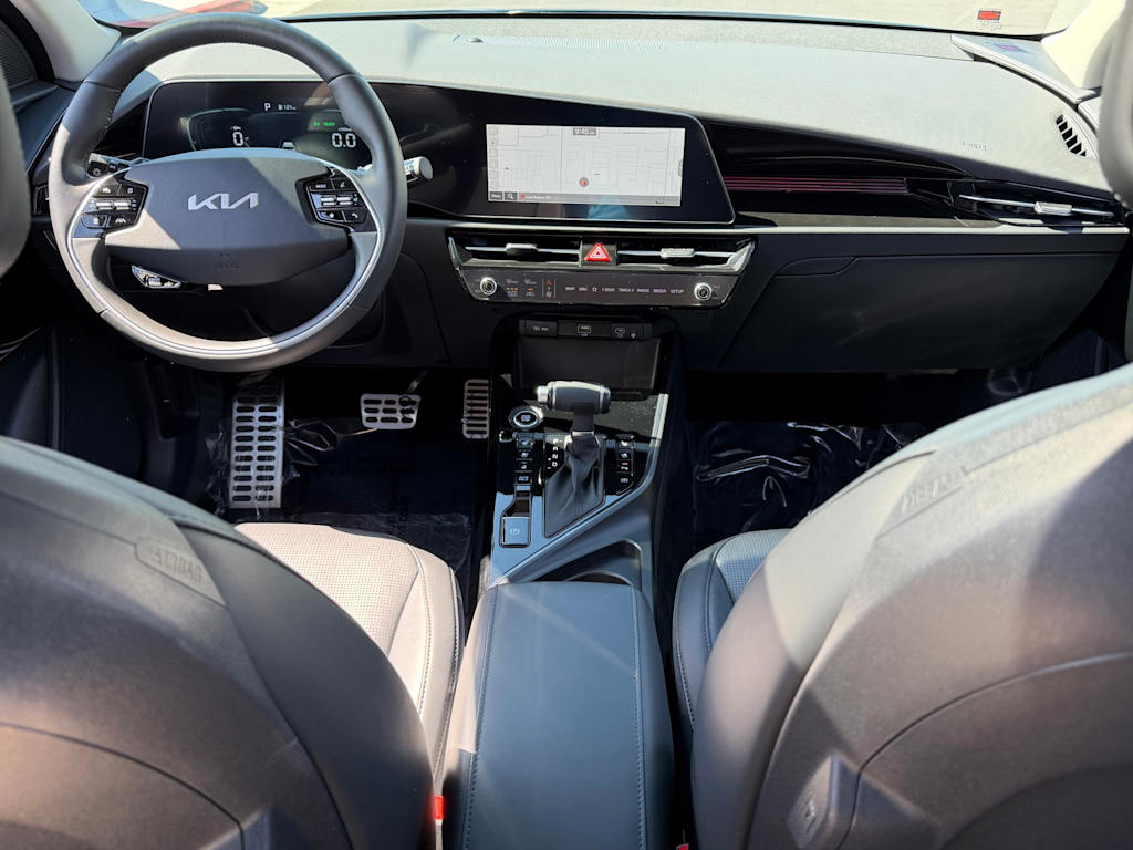 Thumbnail: 2023 Kia Niro - 2