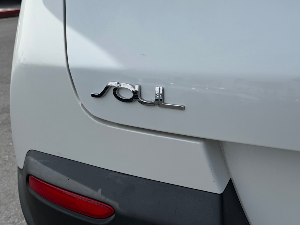 Thumbnail: 2021 Kia Soul - 6