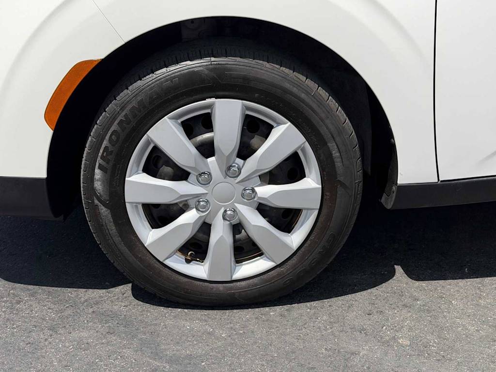Thumbnail: 2021 Kia Soul - 32