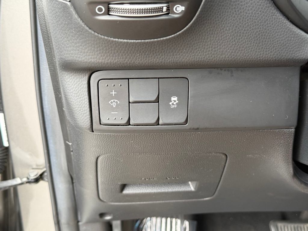 Thumbnail: 2017 Kia Soul - 23