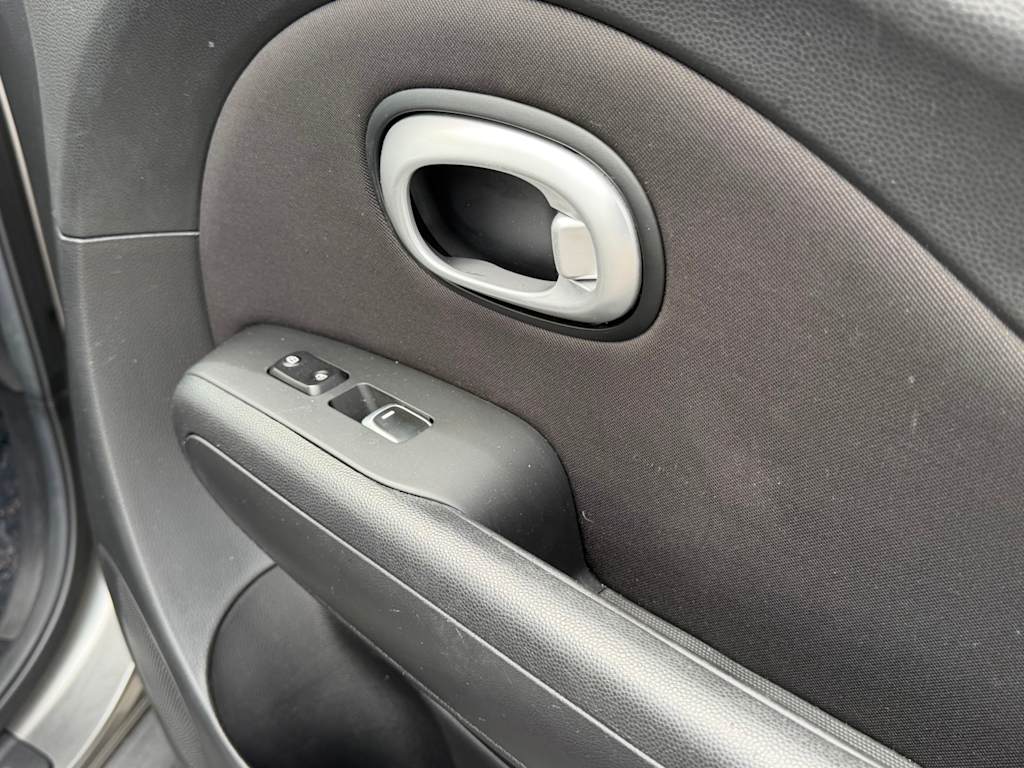 Thumbnail: 2017 Kia Soul - 7
