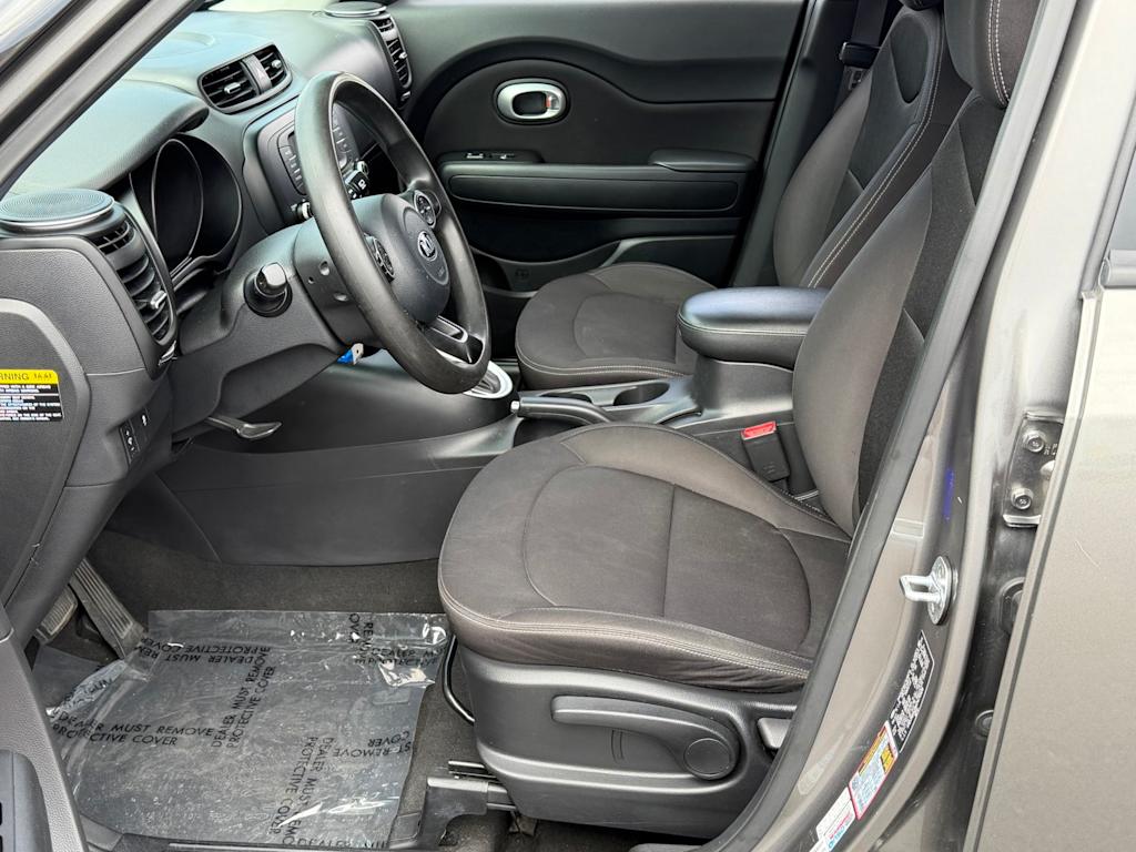 Thumbnail: 2017 Kia Soul - 11