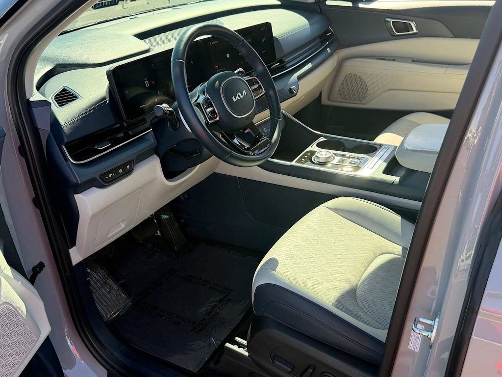 Thumbnail: 2026 Kia Carnival - 10