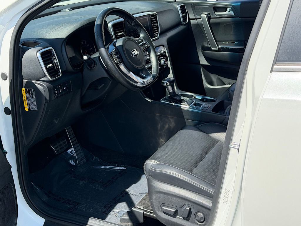 Thumbnail: 2021 Kia Sportage - 10