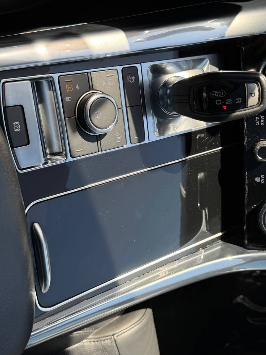 Thumbnail: 2019 Land Rover Range Rover Sport - 14