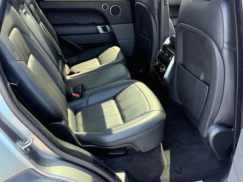 Thumbnail: 2019 Land Rover Range Rover Sport - 30
