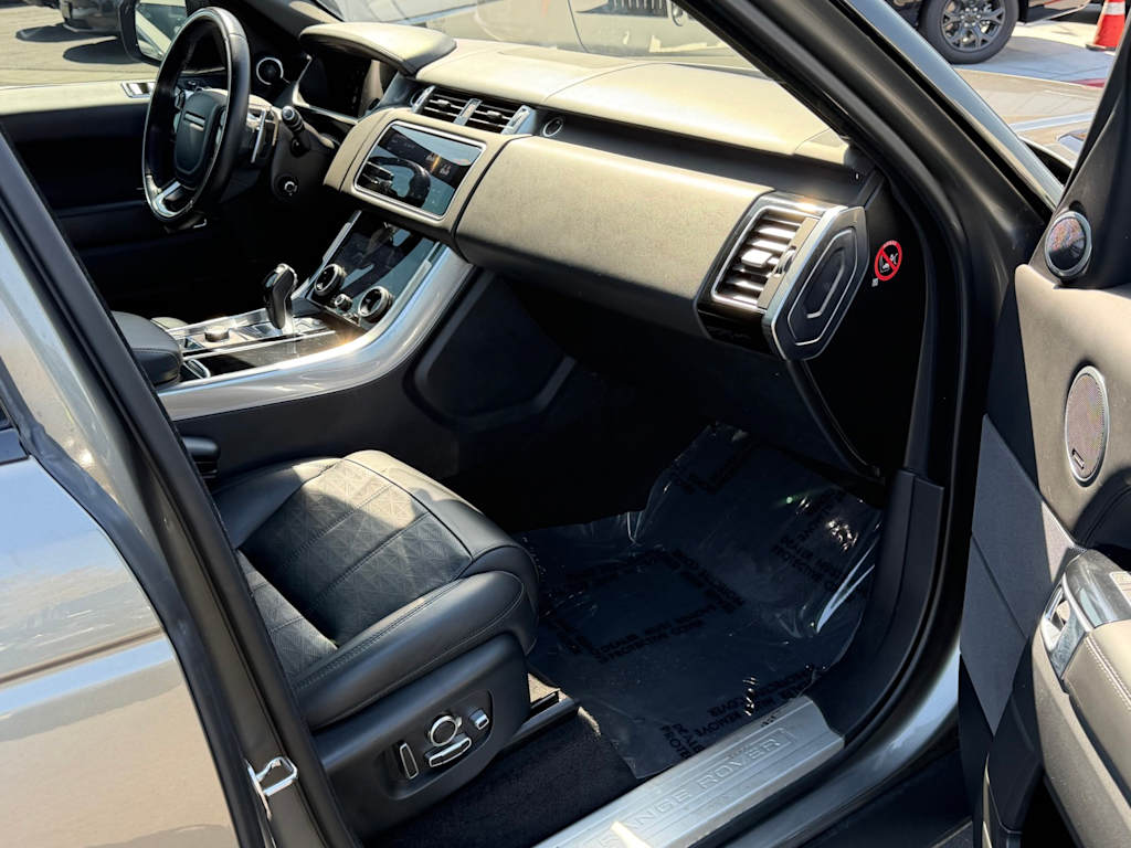 Thumbnail: 2019 Land Rover Range Rover Sport - 31