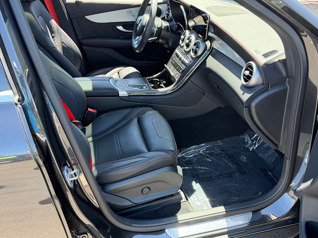 Thumbnail: 2021 Mercedes-Benz GLC - 32