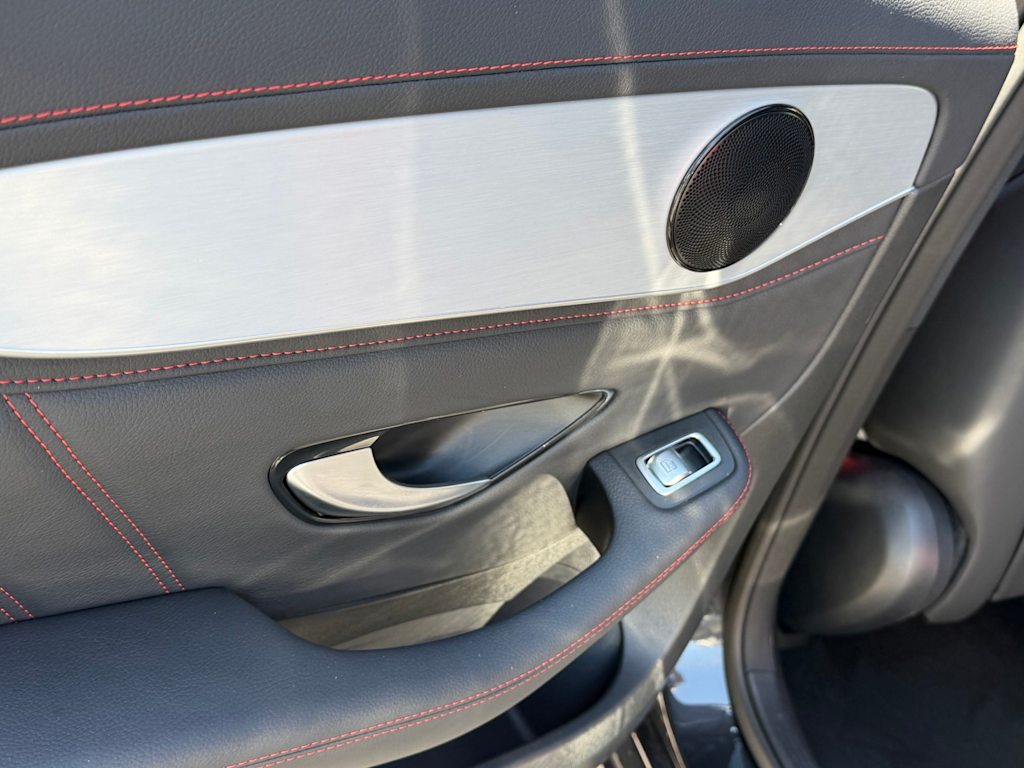 Thumbnail: 2021 Mercedes-Benz GLC - 29
