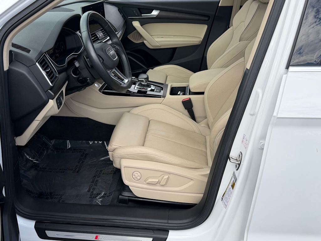 Thumbnail: 2021 Audi Q5 - 9
