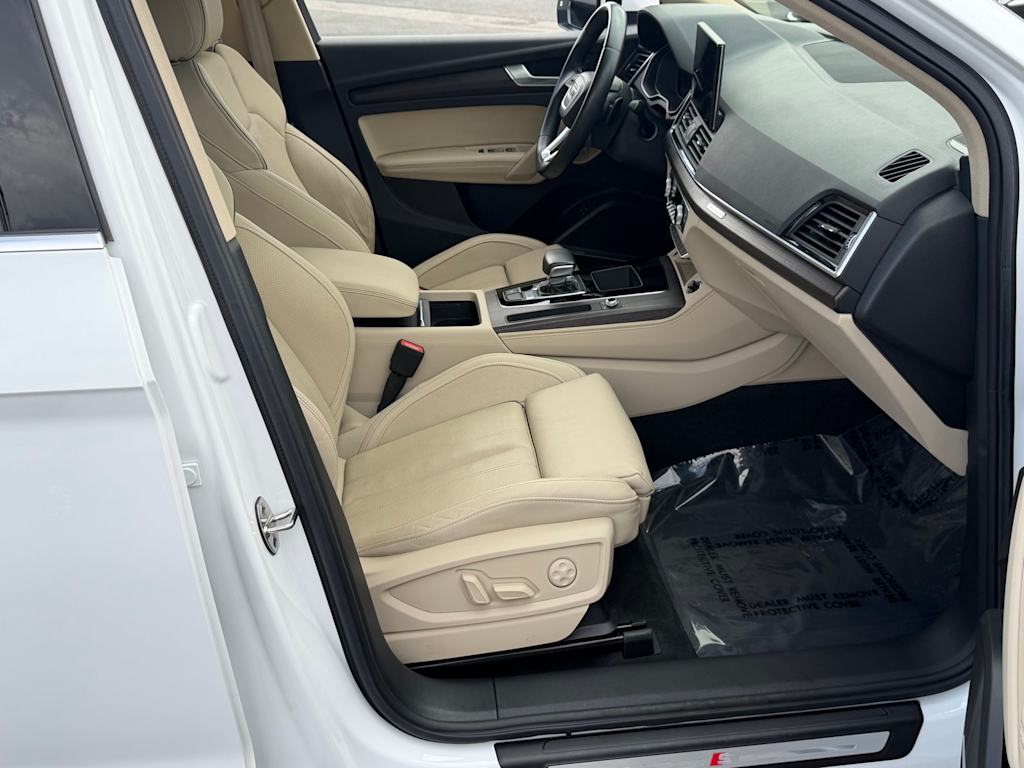 Thumbnail: 2021 Audi Q5 - 31