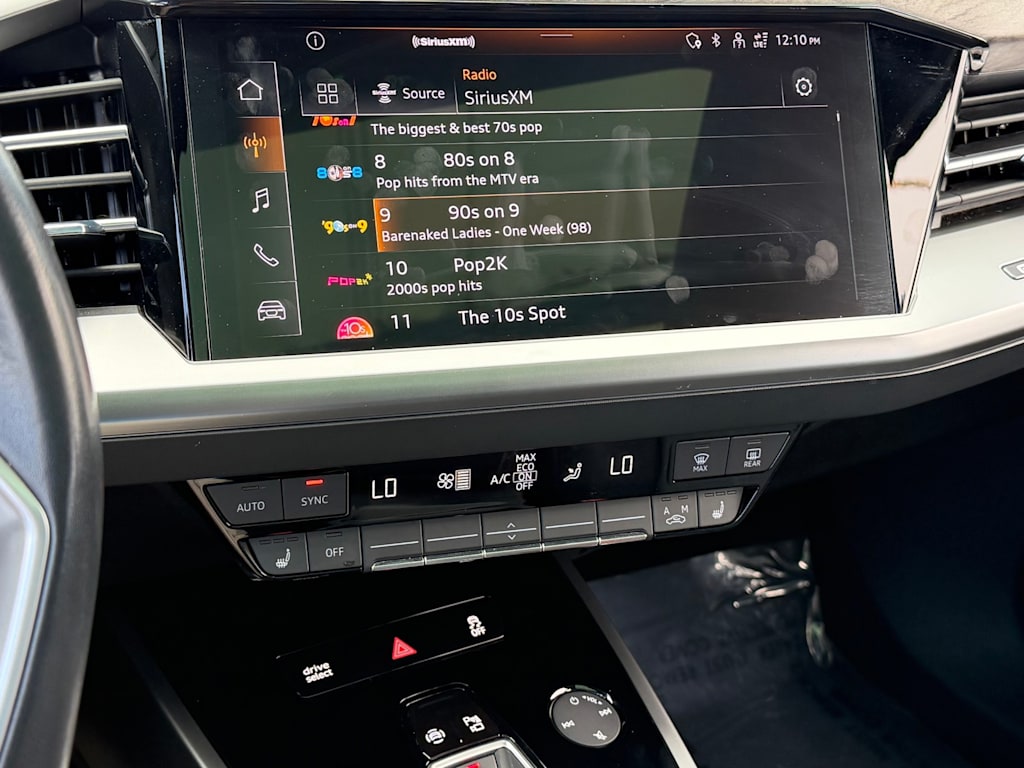 Thumbnail: 2023 Audi Q4 e-tron - 26