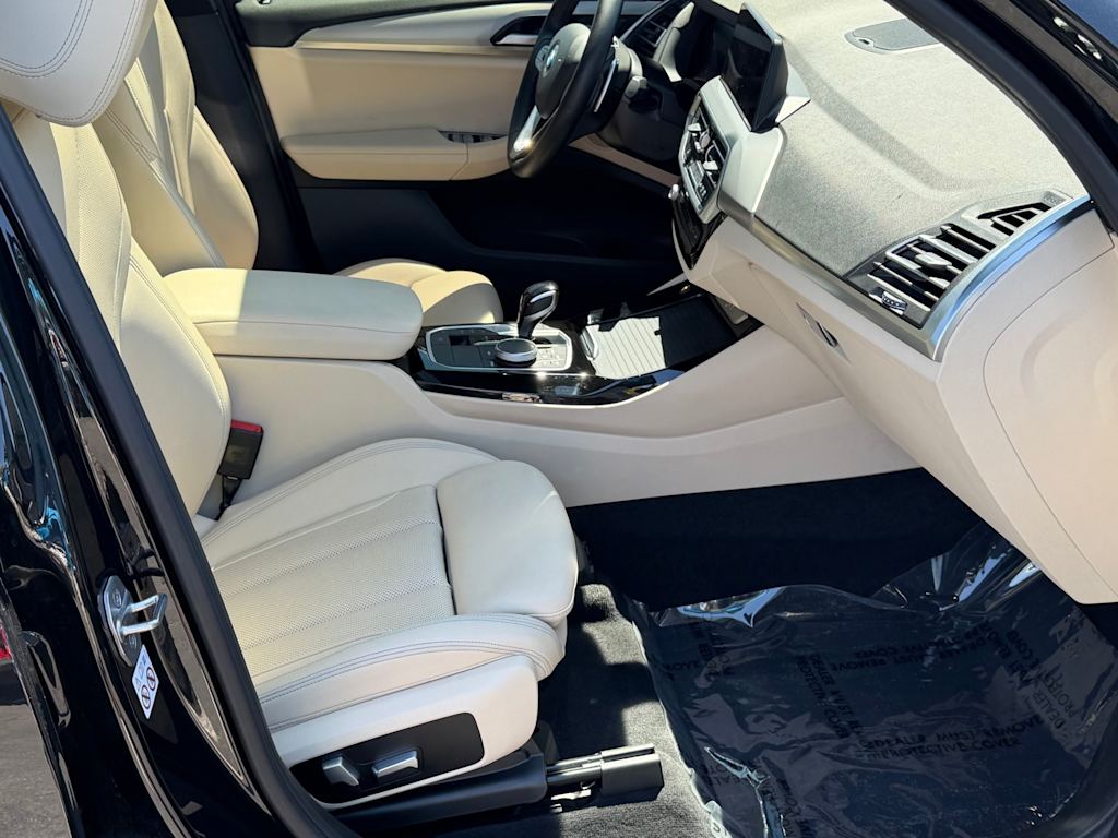 Thumbnail: 2022 BMW X3 - 11
