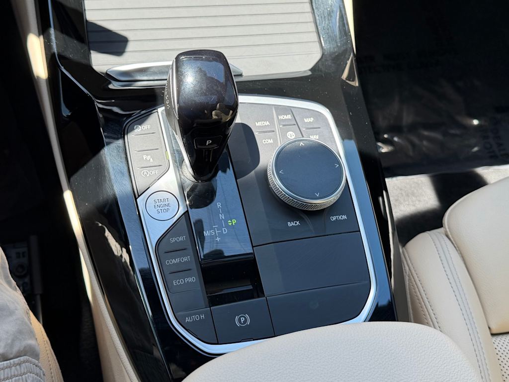 Thumbnail: 2022 BMW X3 - 14
