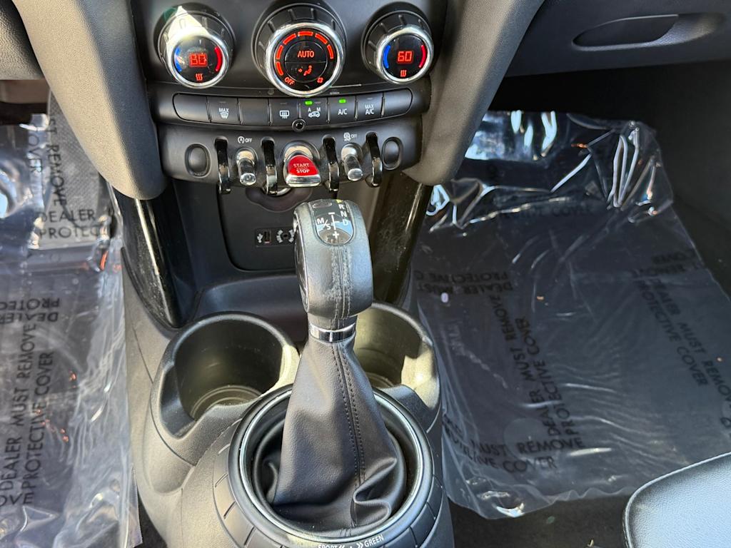 Thumbnail: 2015 MINI Cooper - 14