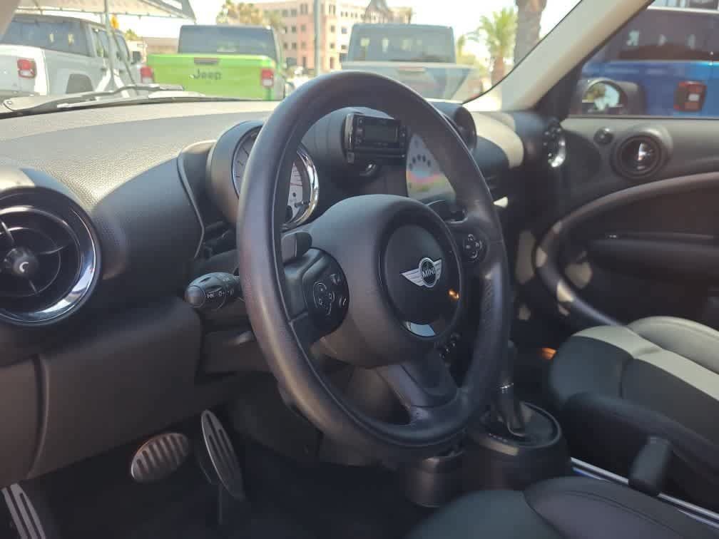 Thumbnail: 2013 MINI Cooper Countryman - 2