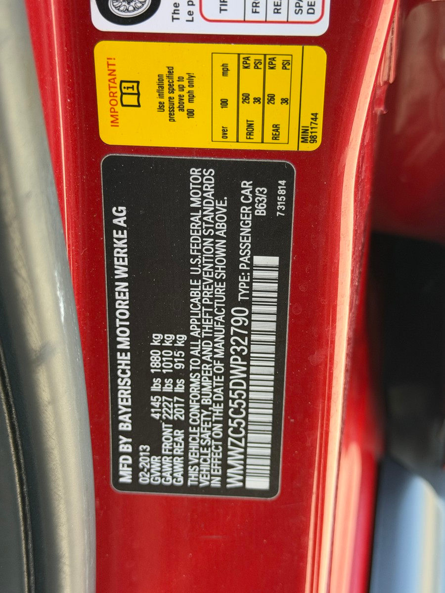 Thumbnail: 2013 MINI Cooper Countryman - 15
