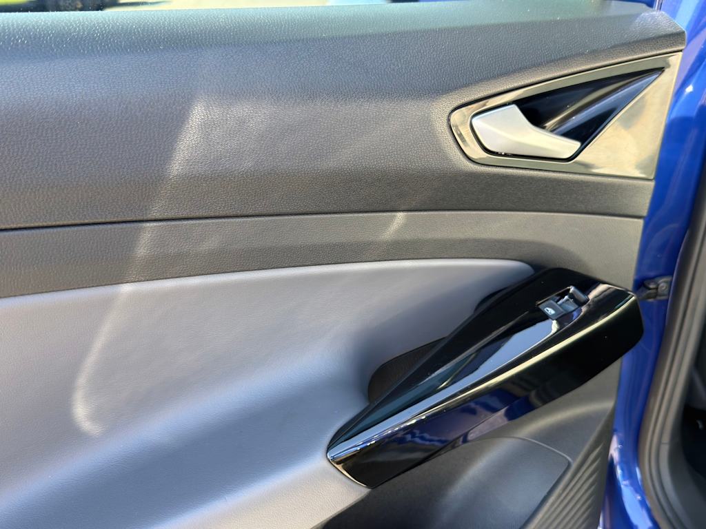 Thumbnail: 2021 Volkswagen ID.4 - 28