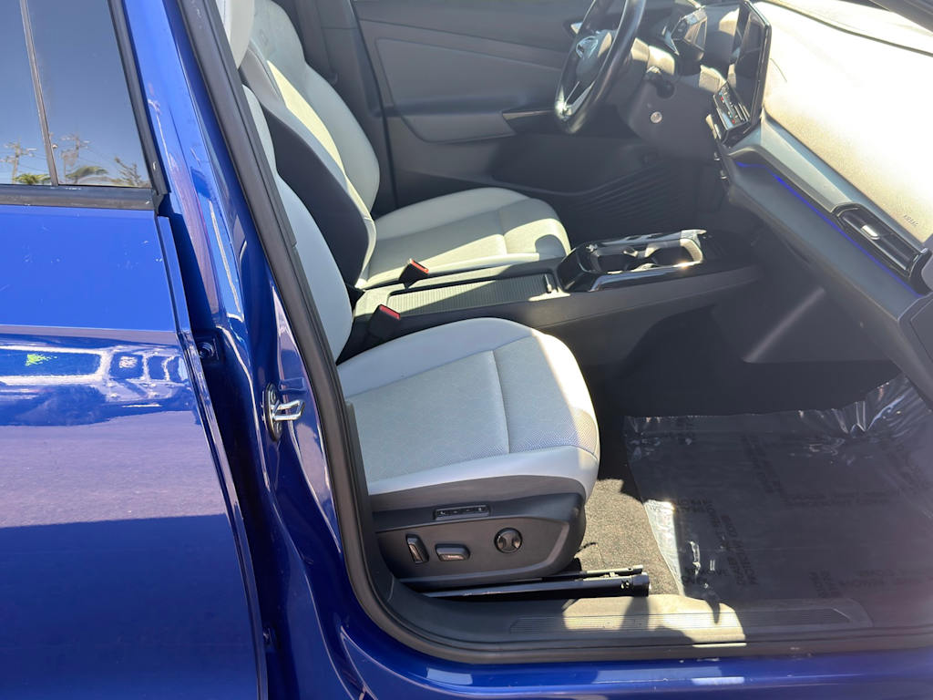 Thumbnail: 2021 Volkswagen ID.4 - 11