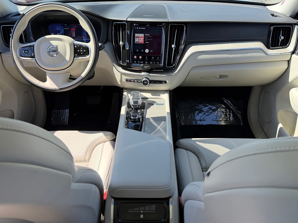 Thumbnail: 2023 Volvo XC60 - 2