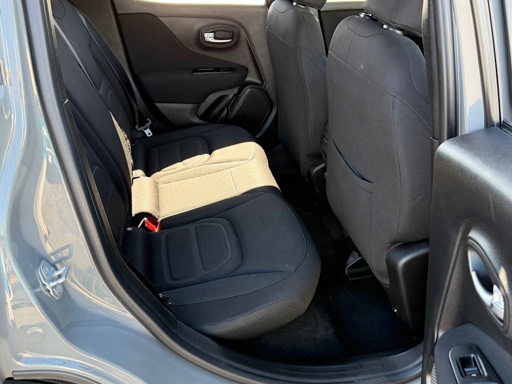 Thumbnail: 2020 Jeep Renegade - 27