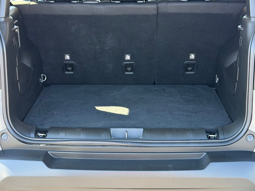 Thumbnail: 2021 Jeep Renegade - 16