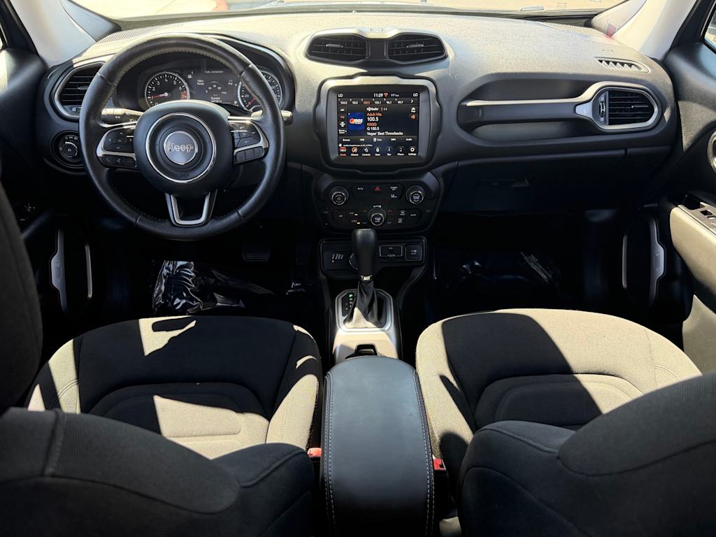 Thumbnail: 2022 Jeep Renegade - 9