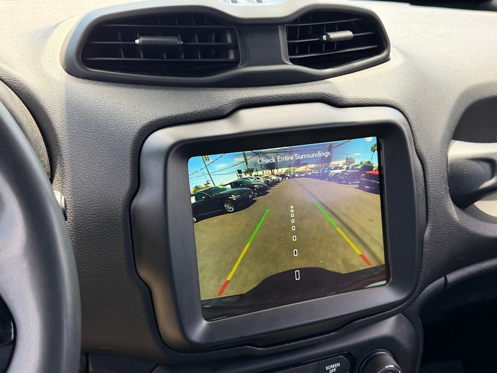 Thumbnail: 2021 Jeep Renegade - 26