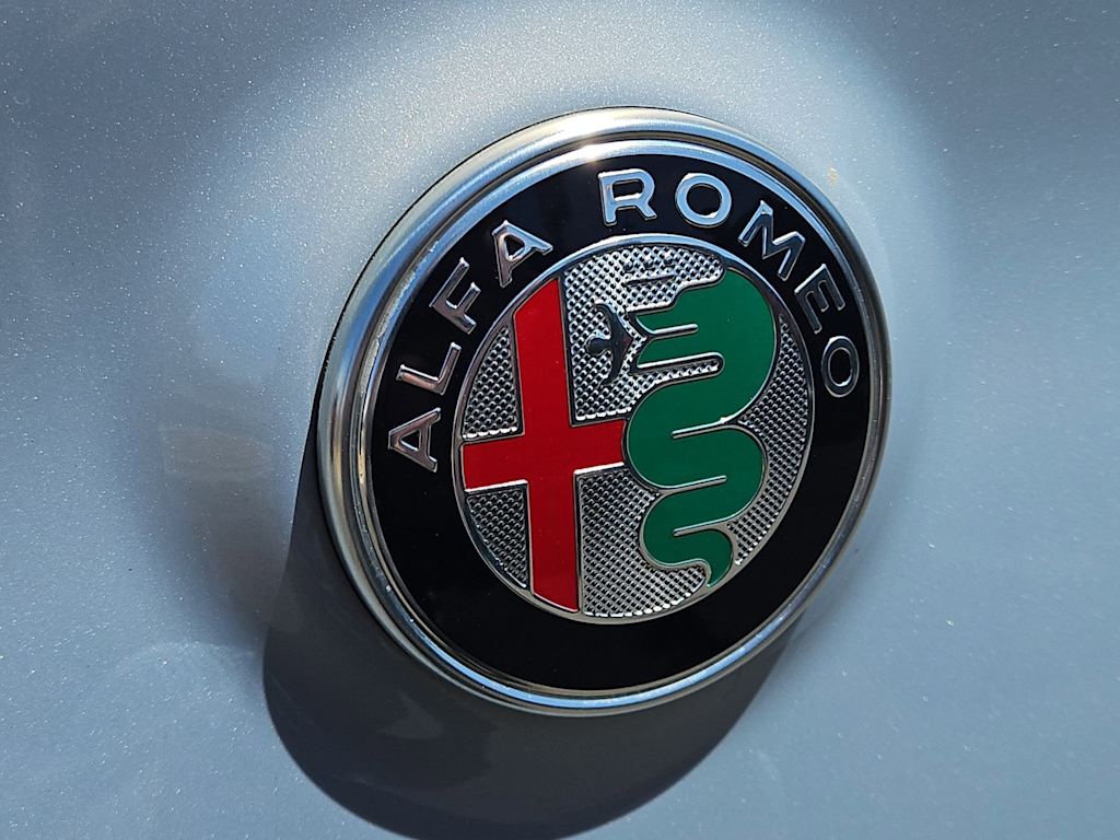 Thumbnail: 2022 Alfa Romeo Stelvio - 7