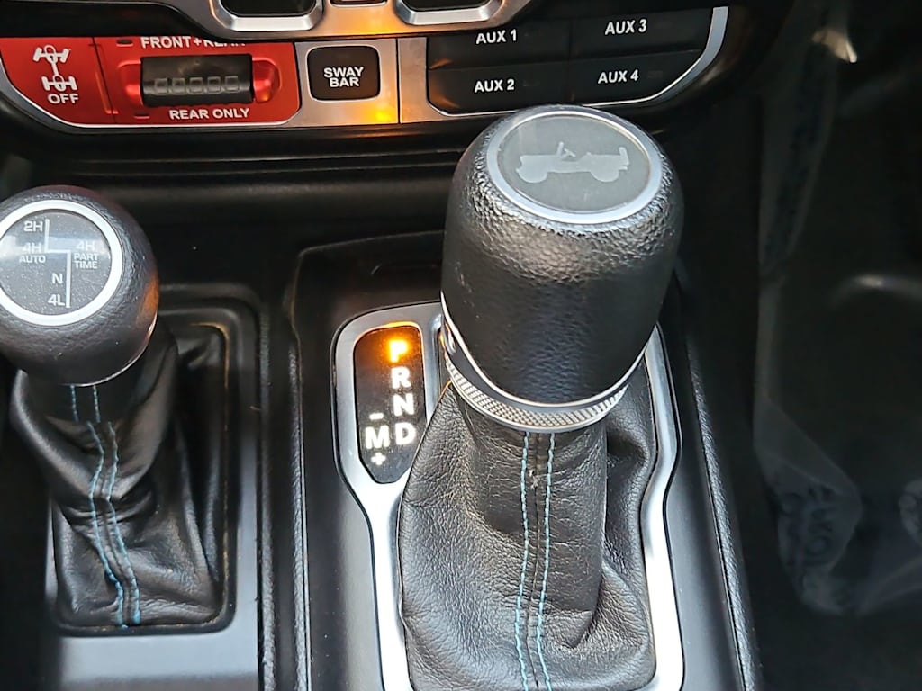 Thumbnail: 2021 Jeep Wrangler - 15