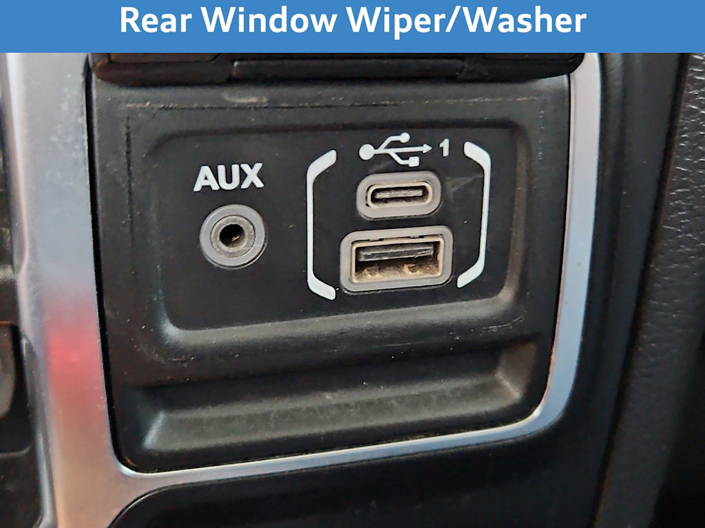 Thumbnail: 2021 Jeep Wrangler - 31