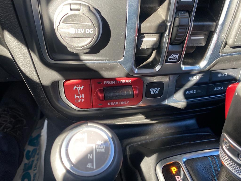 Thumbnail: 2023 Jeep Wrangler - 15