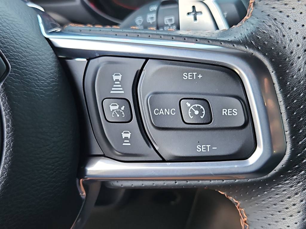 Thumbnail: 2022 Jeep Wrangler - 29