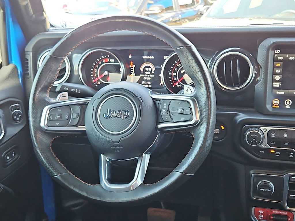 Thumbnail: 2022 Jeep Wrangler - 14