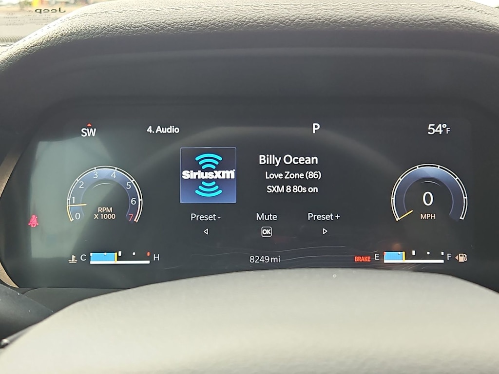 Thumbnail: 2023 Jeep Grand Cherokee - 17