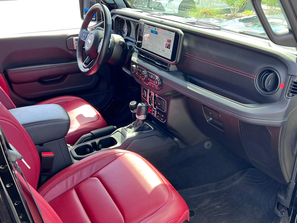 Thumbnail: 2024 Jeep Wrangler - 9